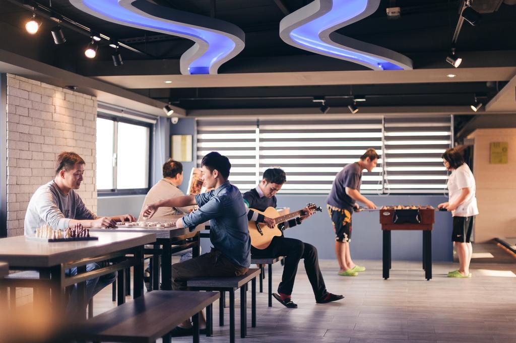 Kiwi Express Hotel-Taichung Station II Dış mekan fotoğraf